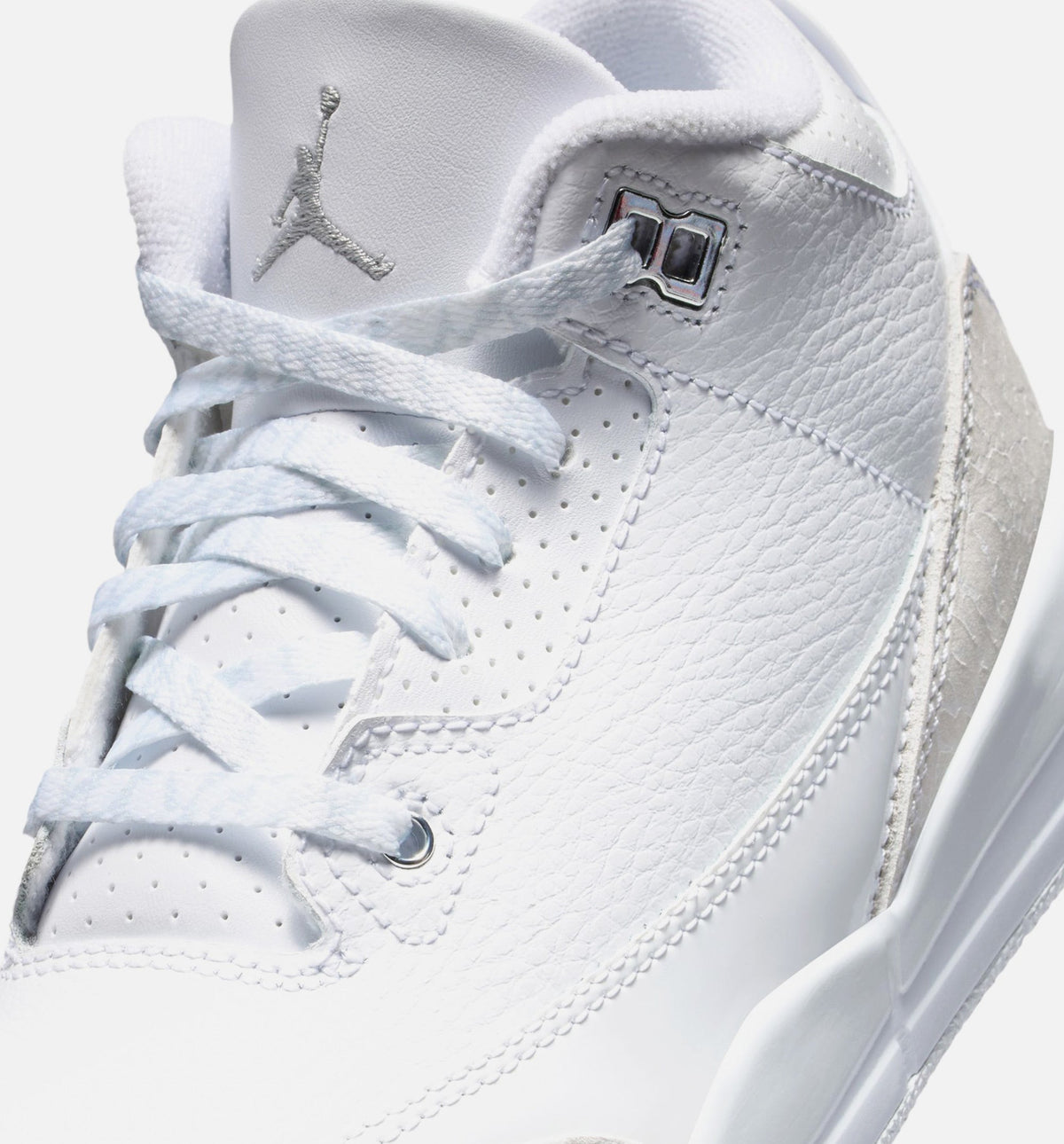 Air Jordan 3 Retro White & Metallic Silver Preschool Shoe - White/Metallic Silver