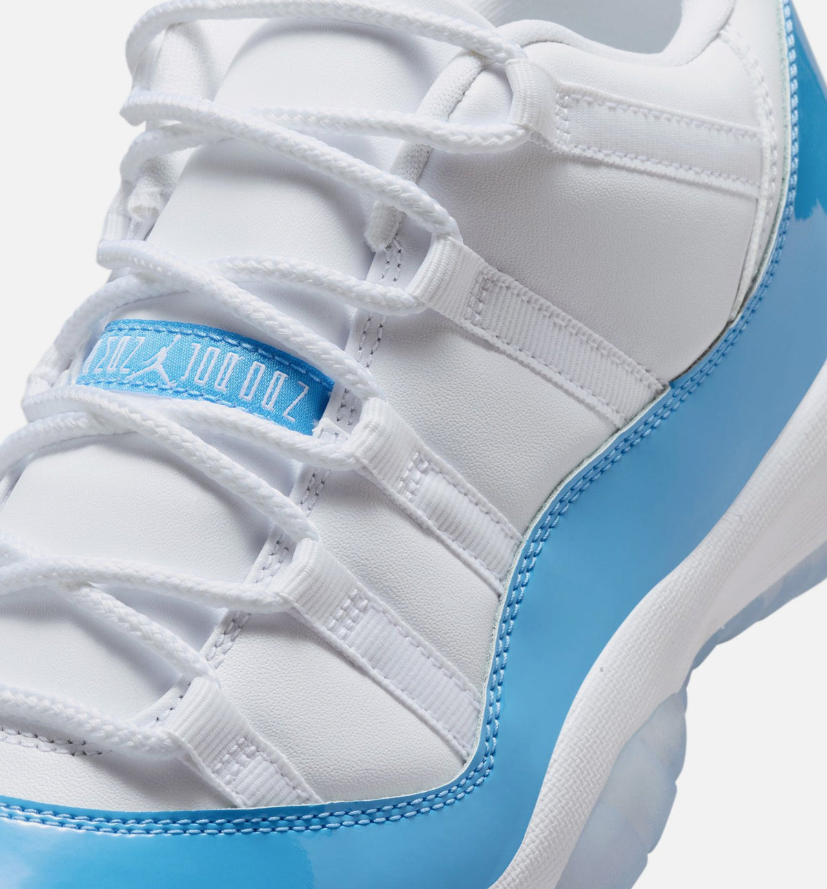 Air Jordan 11 Retro Low University Blue Men's Lifestyle Shoe - White/University Blue/Black