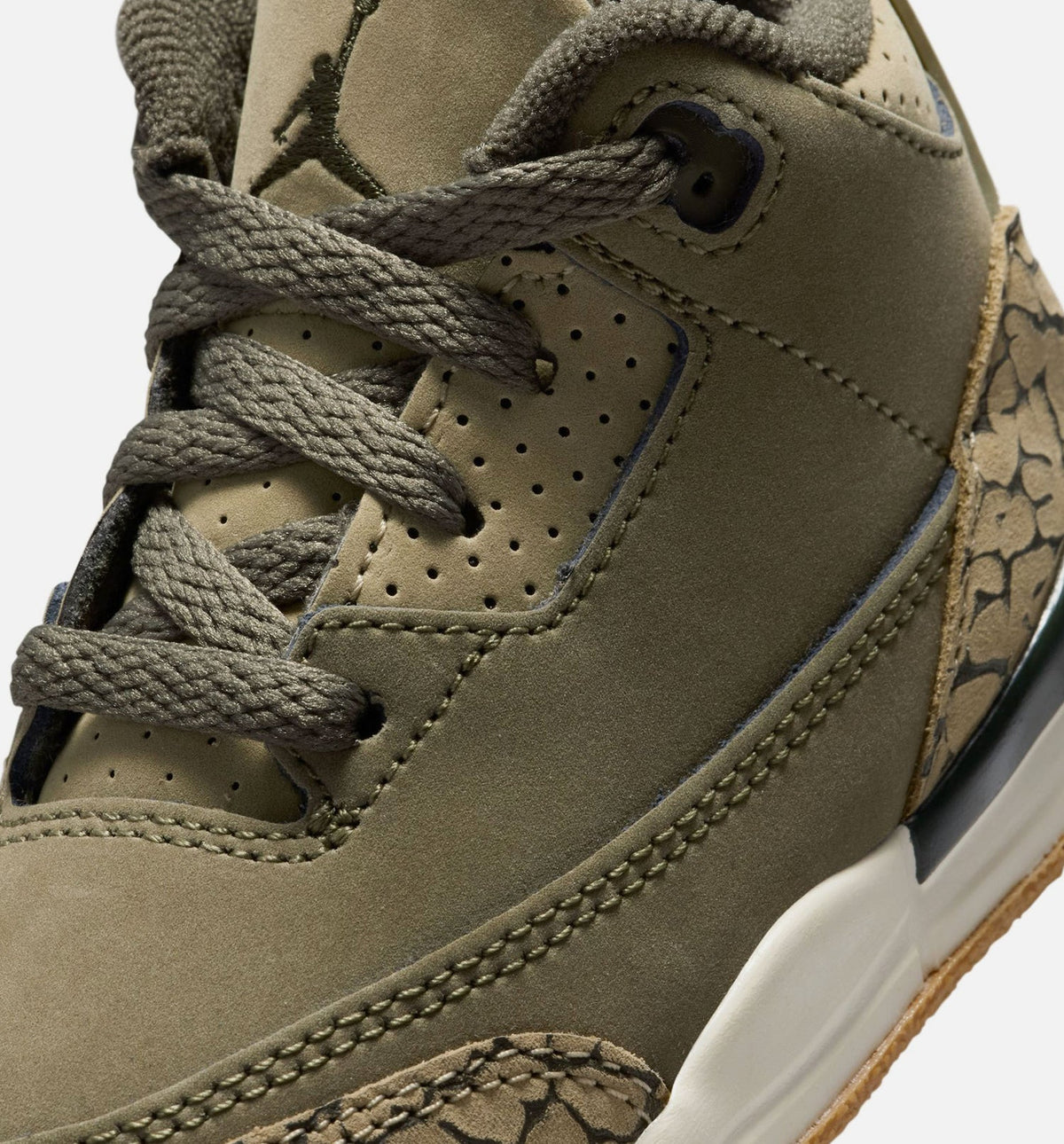 Air Jordan 3 Retro Medium Olive Infant & Toddler Shoes - Medium Olive/Sequoia/Neutral Olive/Sail