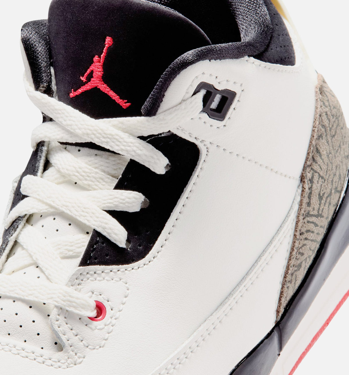Air Jordan 3 Retro Sail and University Red Preschool Lifestyle Shoe - Sail/Black/University Red/Pale Ivory