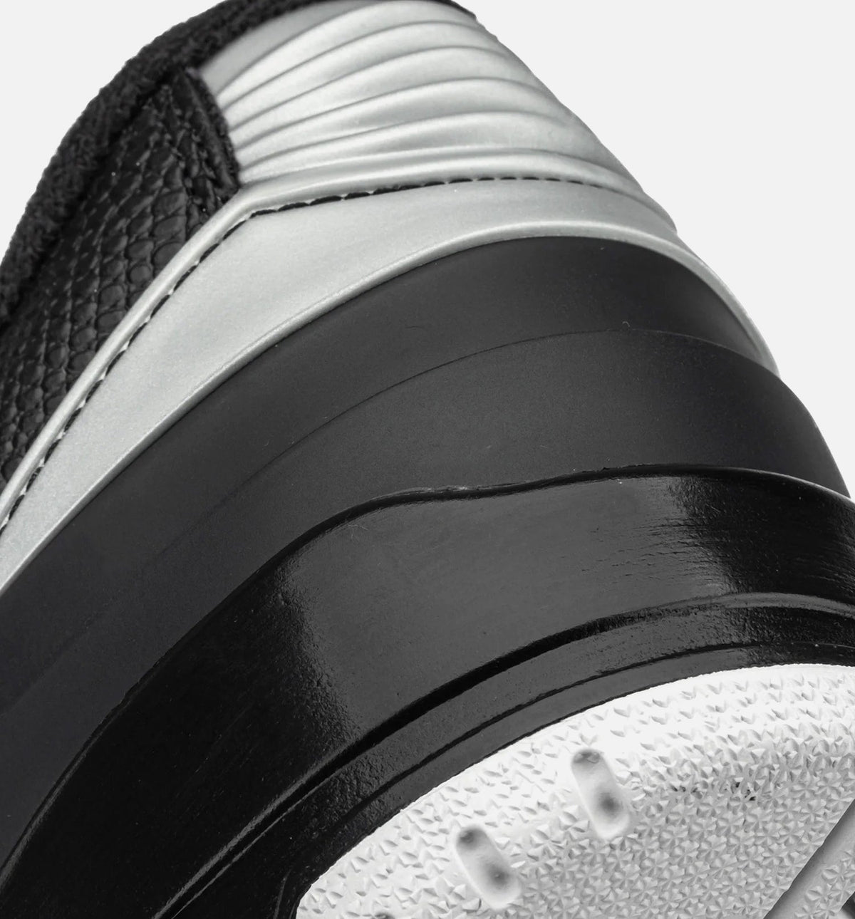 Air Jordan 23 Men's Lifestyle Shoe - Black/Metallic Silver