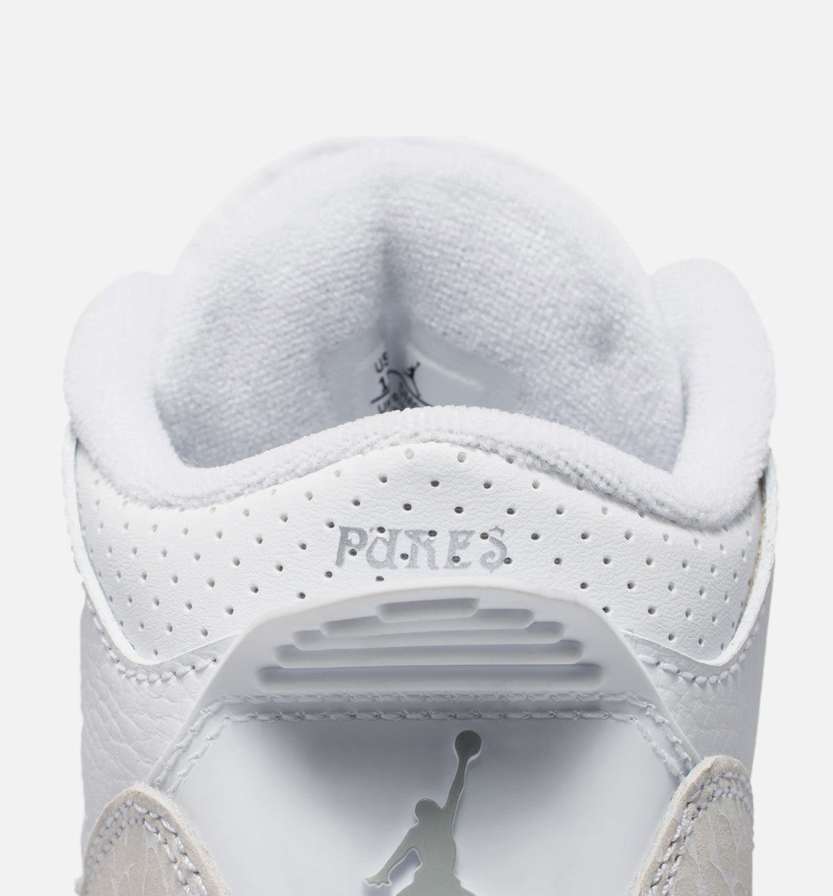 Air Jordan 3 Retro White & Metallic Silver Preschool Shoe - White/Metallic Silver