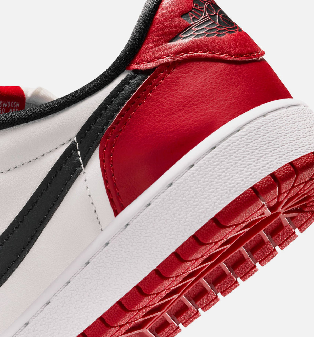 Air Jordan 1 Retro Low OG Chicago Grade School Shoes - Varsity Red/Black/Summit White