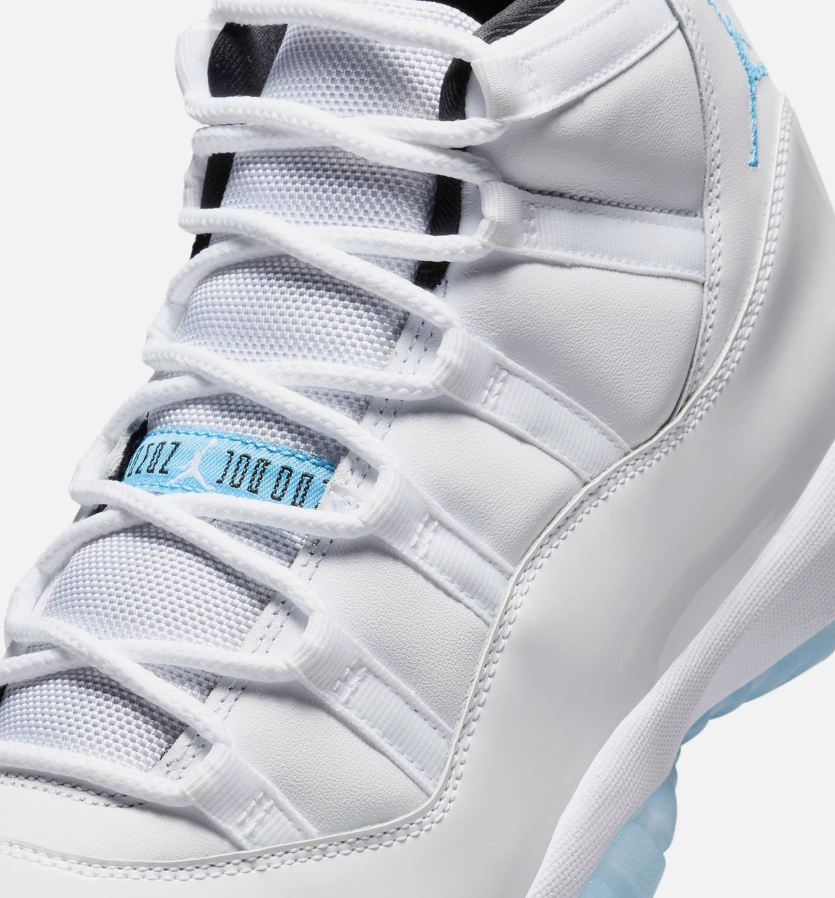 Air Jordan 11 Retro Legend Blue Men's Lifestyle Shoe - White/Legend Blue/Black